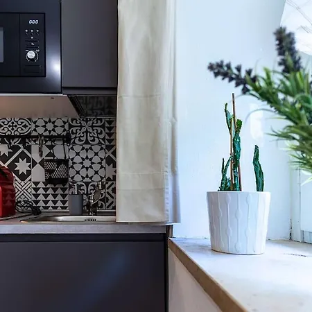 Relax - Casa A 2 Passi Dal Centro Con Free Parking E Wifi Reggio Emilia